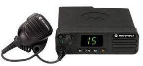 Возимая радиостанция Motorola DM4400E VHF LP